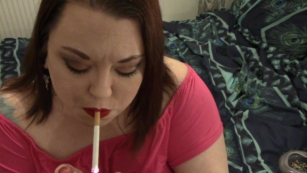 BBW Tina Snua Smokes 1 Superking W Smoke Show – Smoking Fat