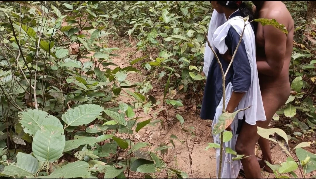 Indian School Girl Doing First Time Sex With Bad Boy At The Deep Jungle