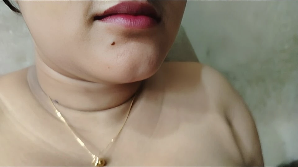 Bhabi suck well with HOT lips xxx