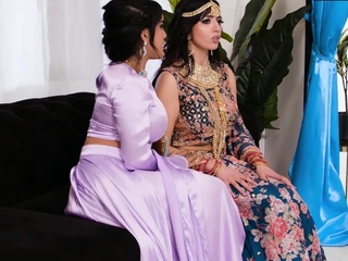 Fingering, Licking and Orgasms in hot Indian Lesbian