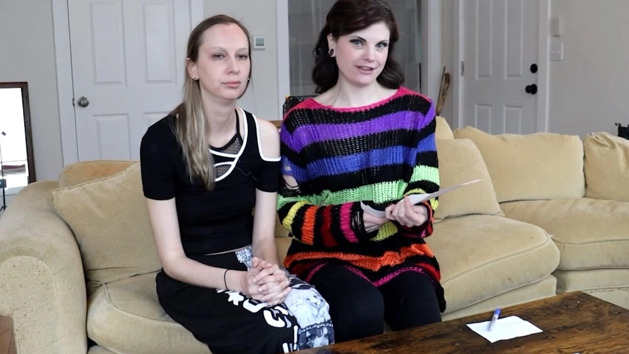 Liss Kiss and Amy Fruit Eager Beetle Strip Game