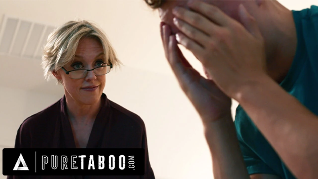 PURE TABOO Uncomfortable MILF Dee Williams Accepts Stepson’s Offer To Fix Awkward Situation