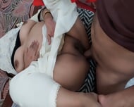 Step Mom Says Apply Oil On My Back Cumshot Porn