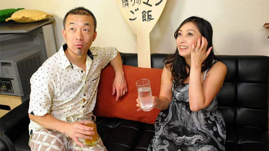 Sucking a dick then getting fucked in her soaking wet cunt