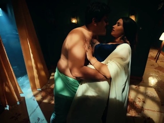 Erotic Dancing With Snake by Indian Babe