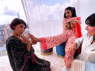 SAHARA KNITE – Desi Bhabhi Threesome