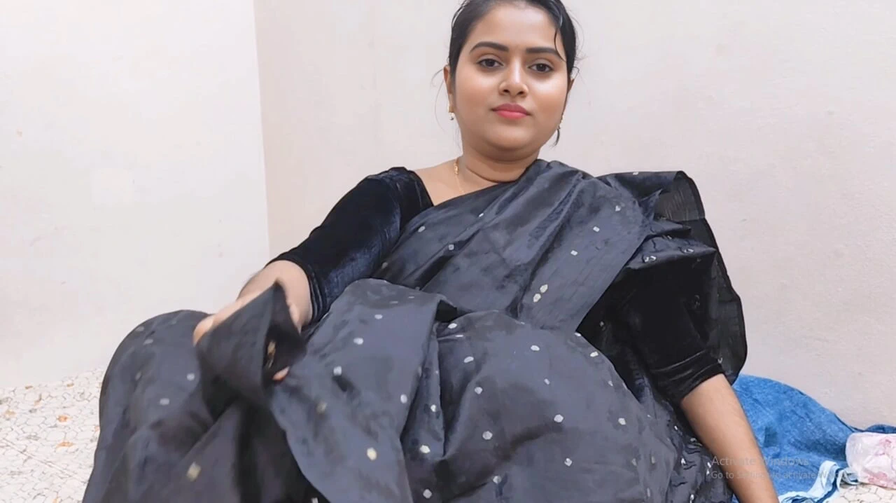 Bangla Beautiful Deshi Hot and sexy  Bhabhi ko Hardly fuking her pussy Enjoy time video.