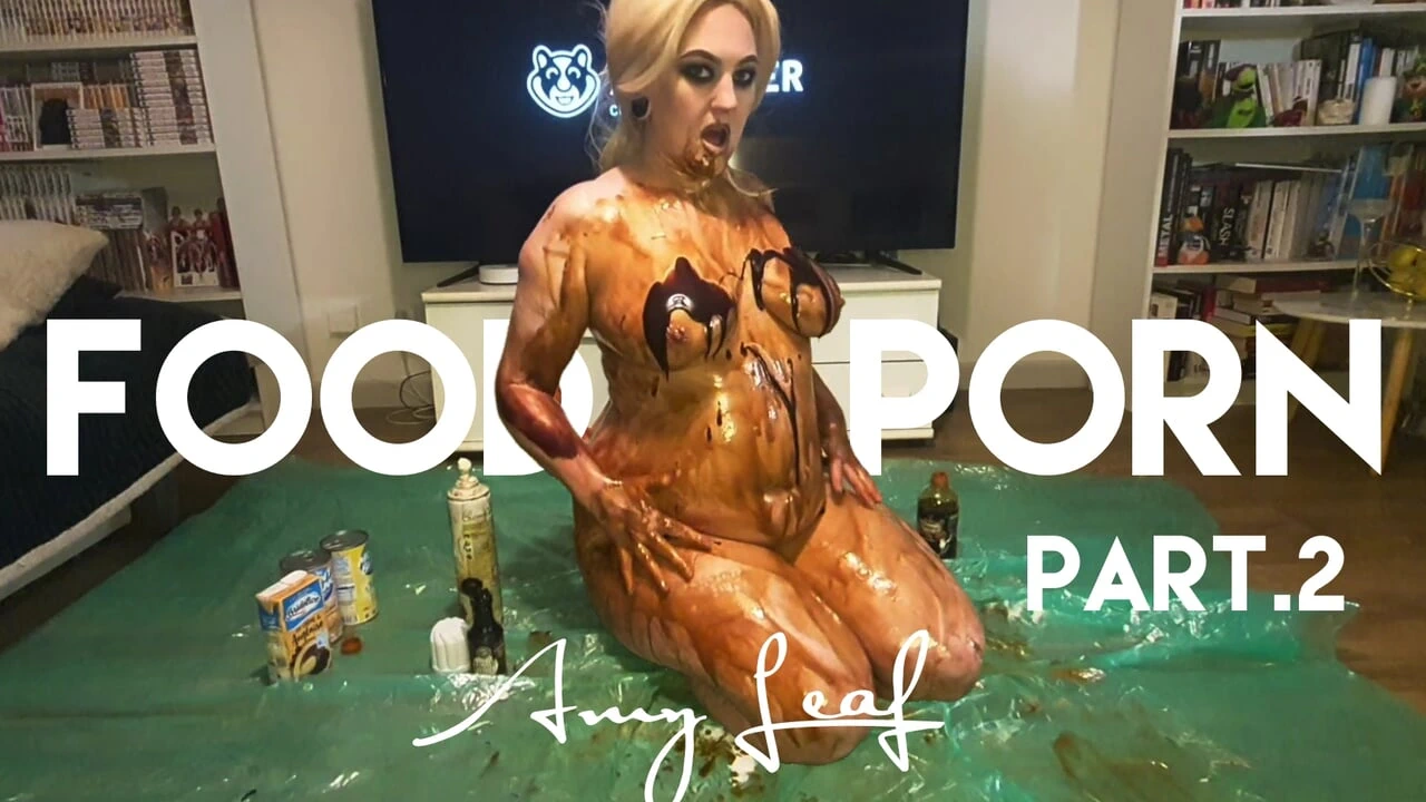 Chubby MILF Amy Leaf- Foodporn part 2