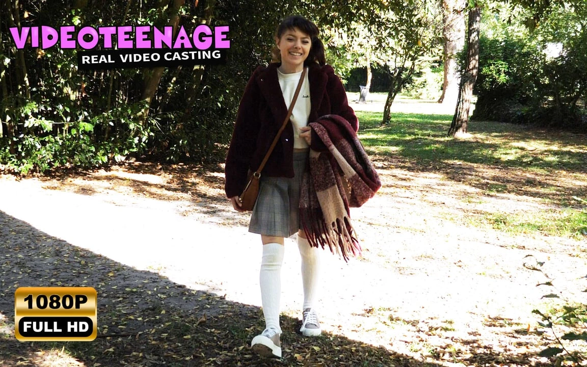 Cute 18 Year Chipie Does Another Porn Casting