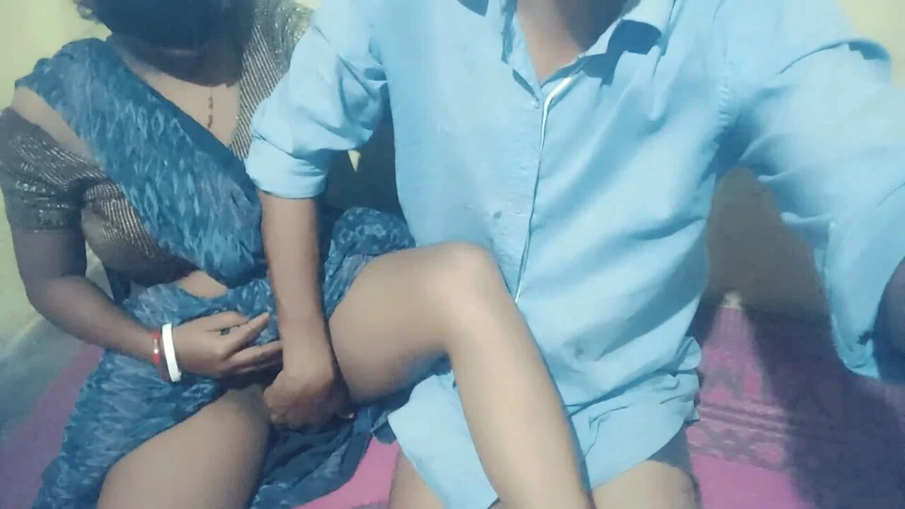 Desi young Indian step sister gets a good and ass.