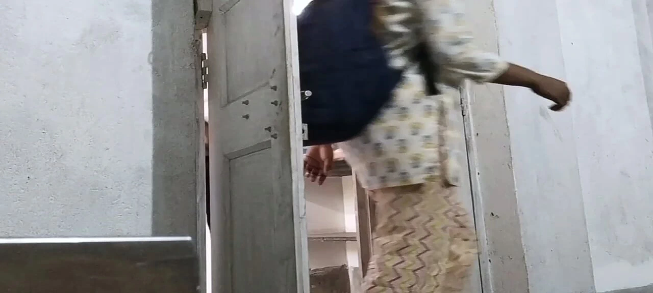 Indian school girl and her boyfriend classroom me chudachudi karne lgi