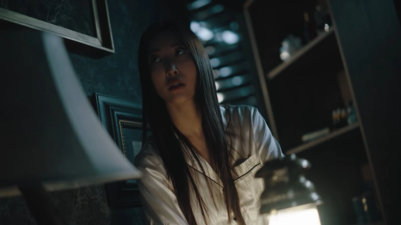 Japanese Hentai Horror – Asian Girl Trapped in Haunted Manor Box Like Real Life Anime Scene
