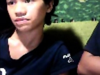 Camsex vith 2 hairy young ladies